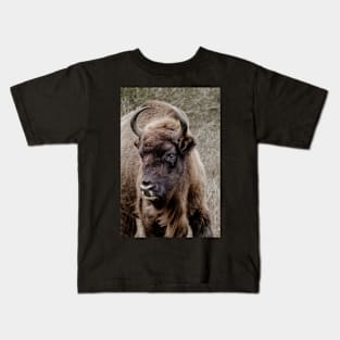 European bison portrait Kids T-Shirt